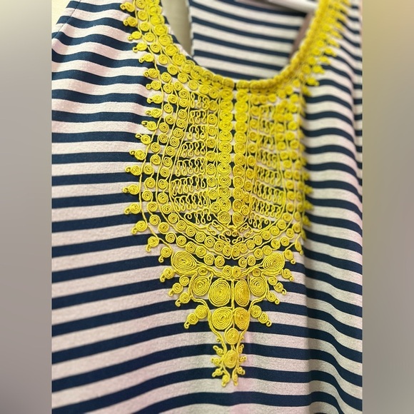 ⚪️ THML Striped Maxi Dress with Yellow Crochet Detail size medium - Picture 4 of 8